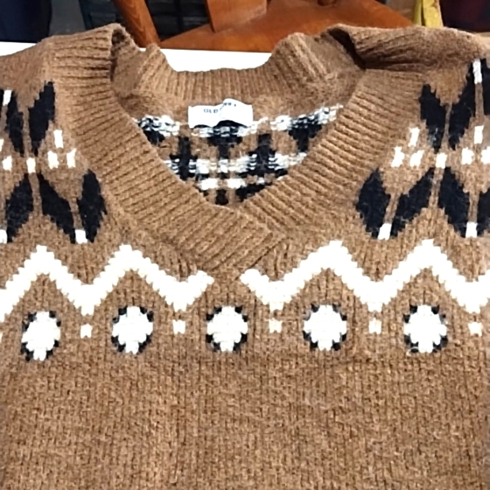 Old Navy Sweater